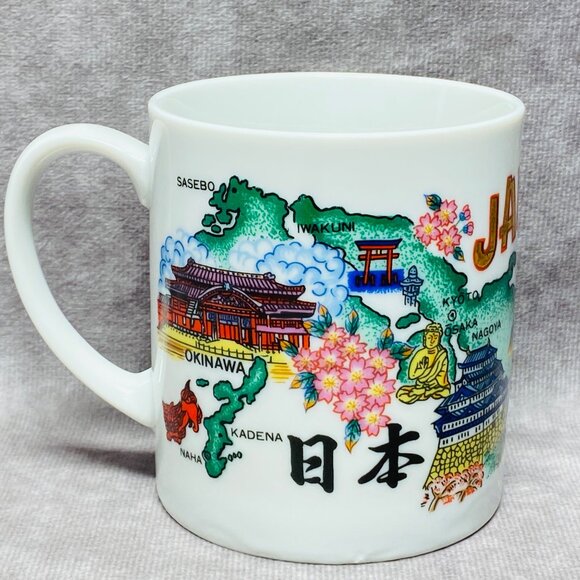 Japan Travel Souvenir Mug 10 oz Iconic Landmarks and Culture Geishas - Picture 4 of 10